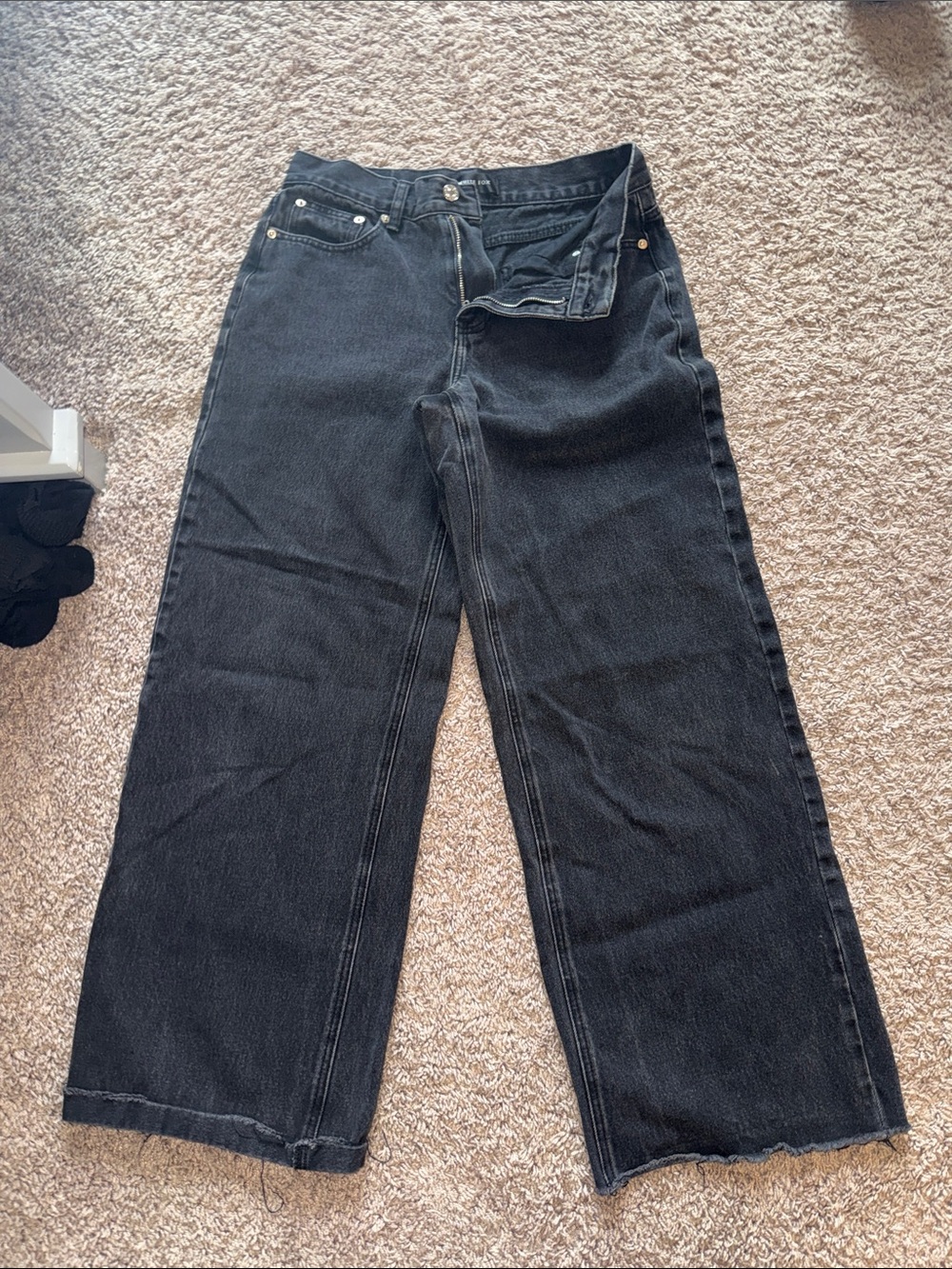 White fox jeans black